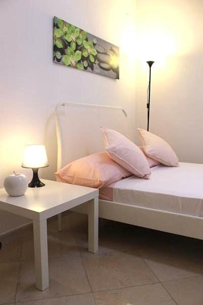Apartment La *