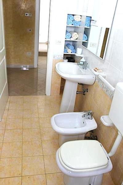 Apartment La